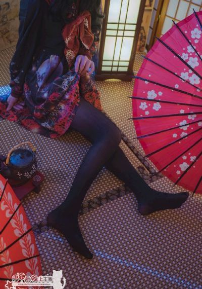 何泓姗短剧_影视大全在线观看