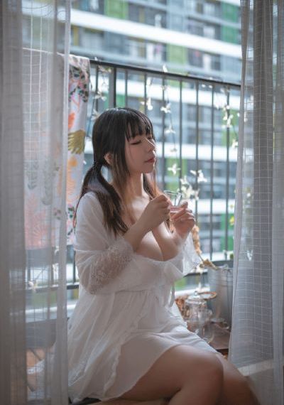 熊熊帮帮团第二季_欧美电影在线