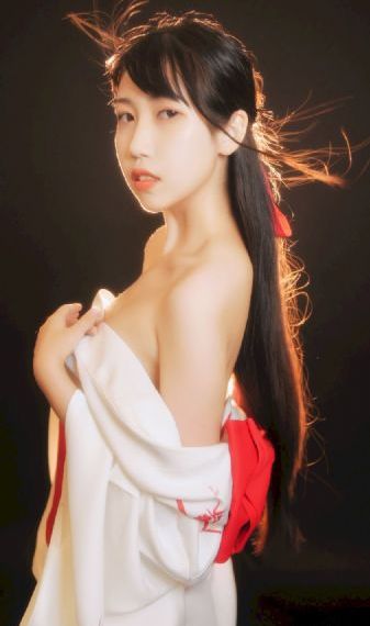 电视剧闪耀的她免费观看全集高清_DVD电影全集观看