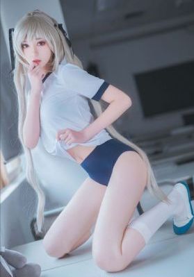 动漫女被黄漫扒衣_BD韩语高清迅雷在线观看