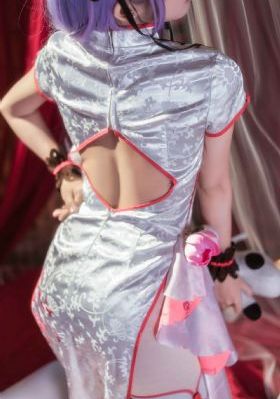 裙子里面的野兽_乱人伦精品视频在线观看